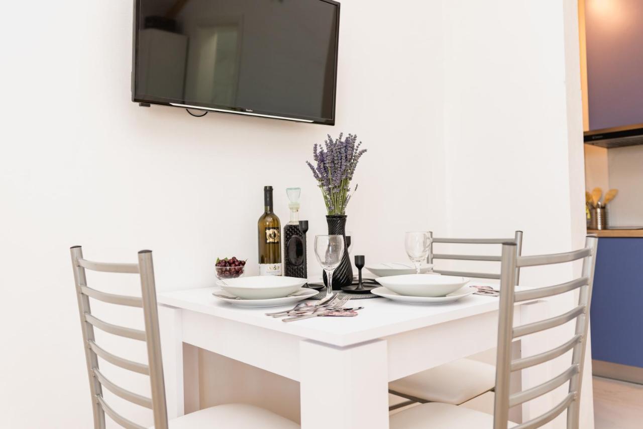 Studio Apartment Harmony Np Krka Лозовац Экстерьер фото