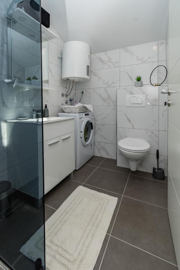 Studio Apartment Harmony Np Krka Лозовац Экстерьер фото